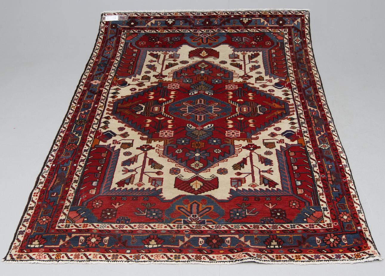 MATTA, orientalisk, 215 x 142 cm.