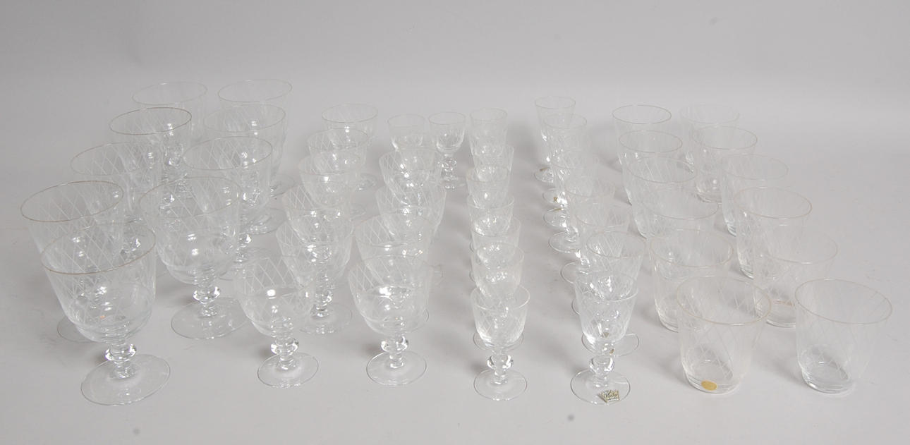 VICKE LINDSTRAND. glas, 50 delar, " Sickan " Kosta, 1940-50-tal.