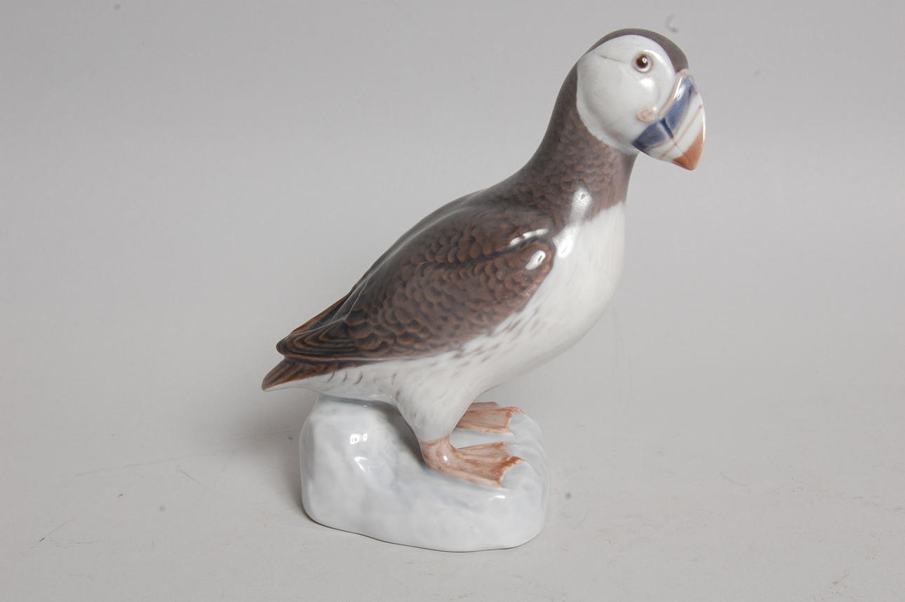 FIGURIN, porslin, " Lunnefågel " Bing & Gröndahl.