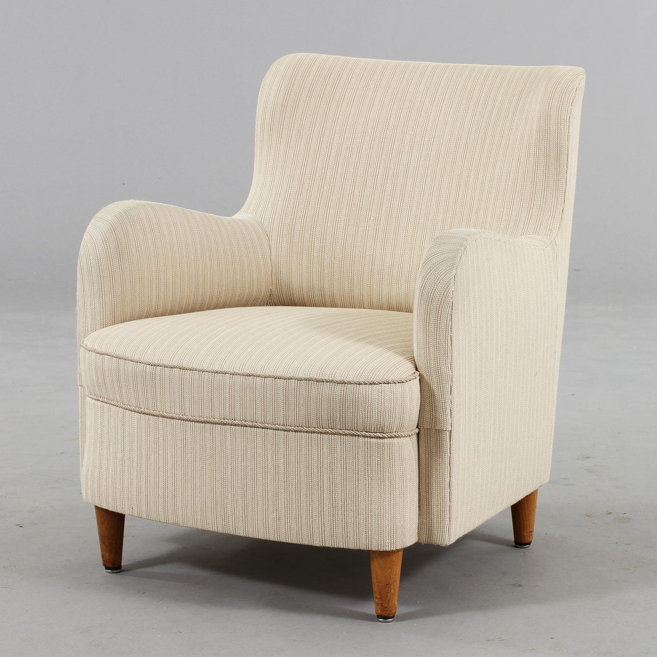 FÅTÖLJ, möjligen Carl Malmsten.