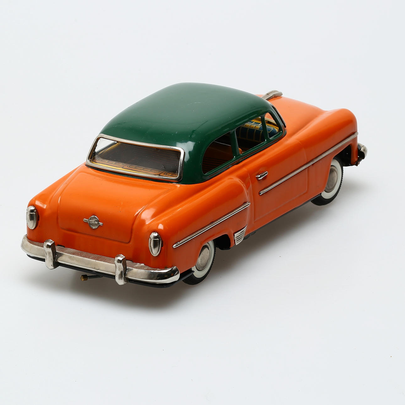 YONEZAWA tin car OPEL 1950s, Japan, battery, green / orange. Toys