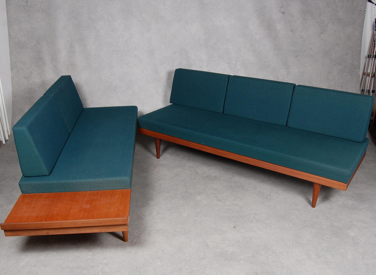DAGBÄDDAR/ SOFFOR, 1 par, Ekornes svanesoffa, 1960-tal.