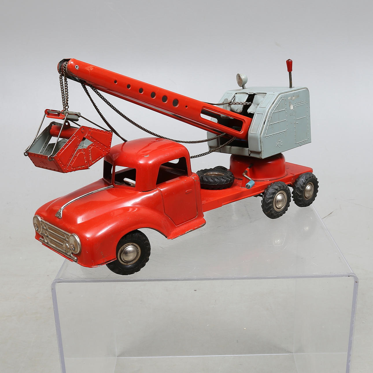 MFZ lyftkran på lastbil.