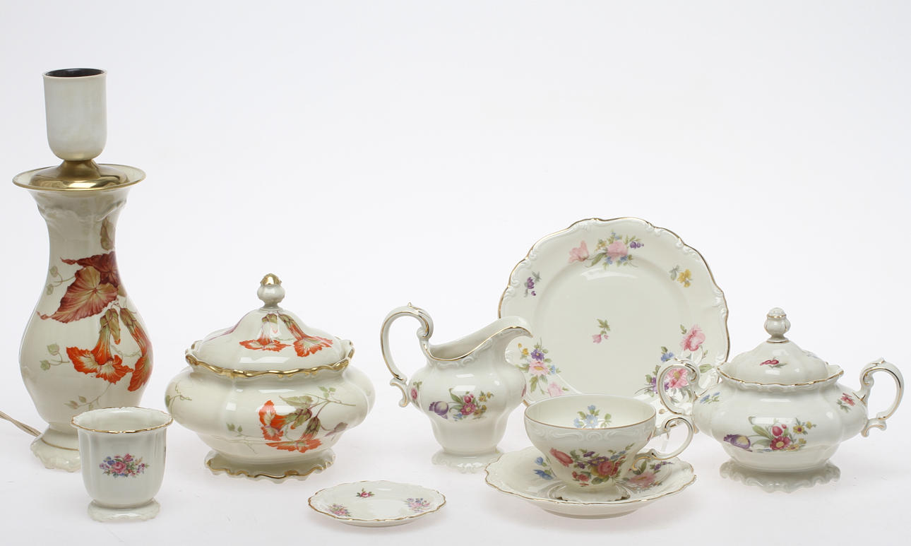 KAFFESERVIS, 32 delar, porslin, "Pompadour", Rosenthal.