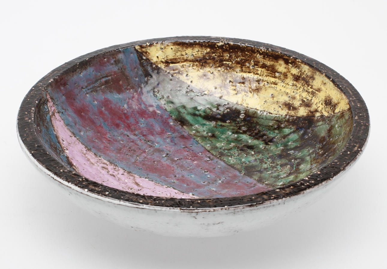 SKÅL, lergods, Ingrid Atterberg, Upsala Ekeby, sign.