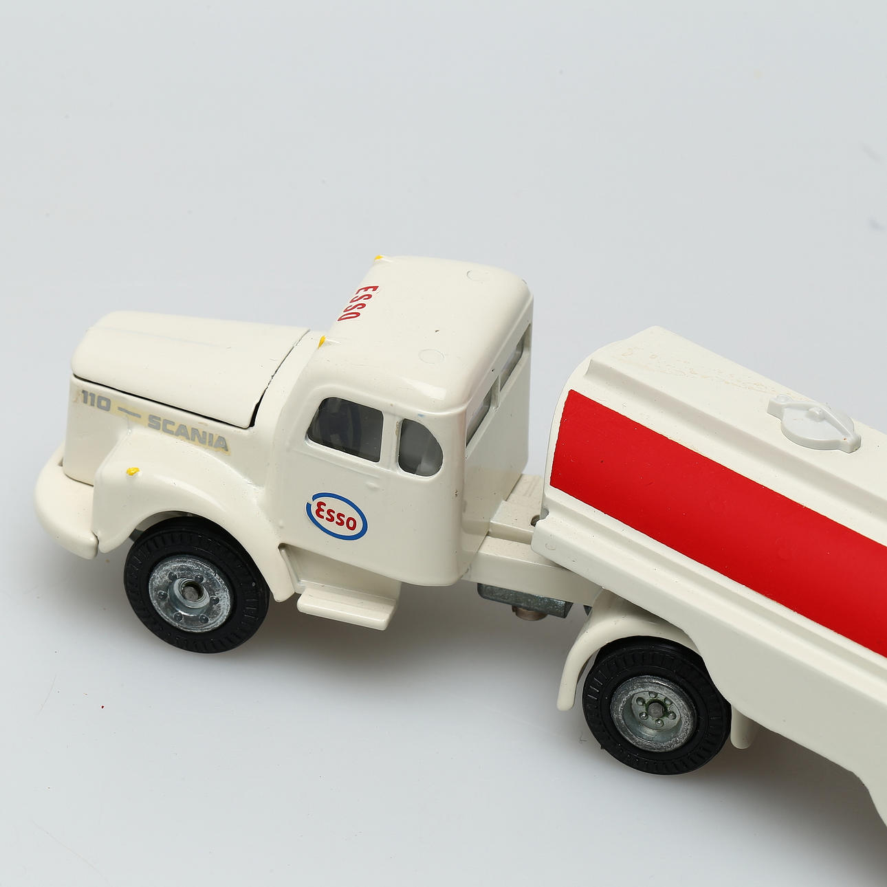 TEKNO 434 SCANIA VABIS  ESSOエッソ タンクローリー TEKNO 434 SCANIA VABIS ESSOエッソ タンクローリー - メルカリ