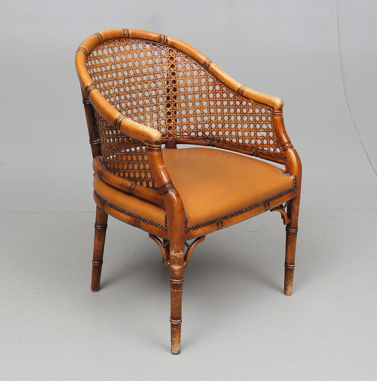 SESSEL, Kolonialstil, 20. Jahrhundert.