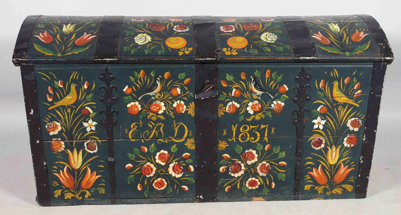 KISTA, daterad 1837, riklig blomsterdekor.