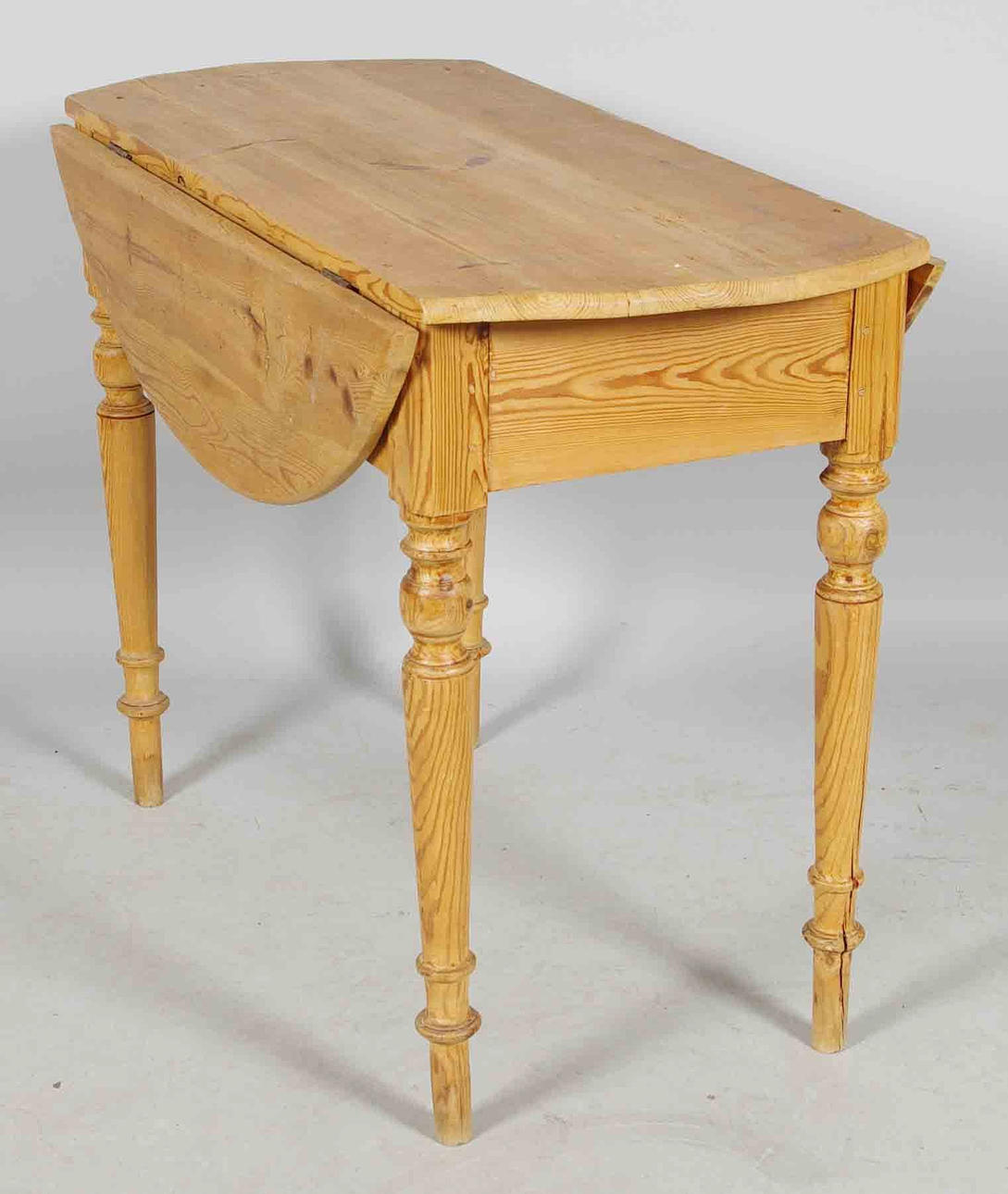 KLAFFBORD, fur, sent 1800-tal.