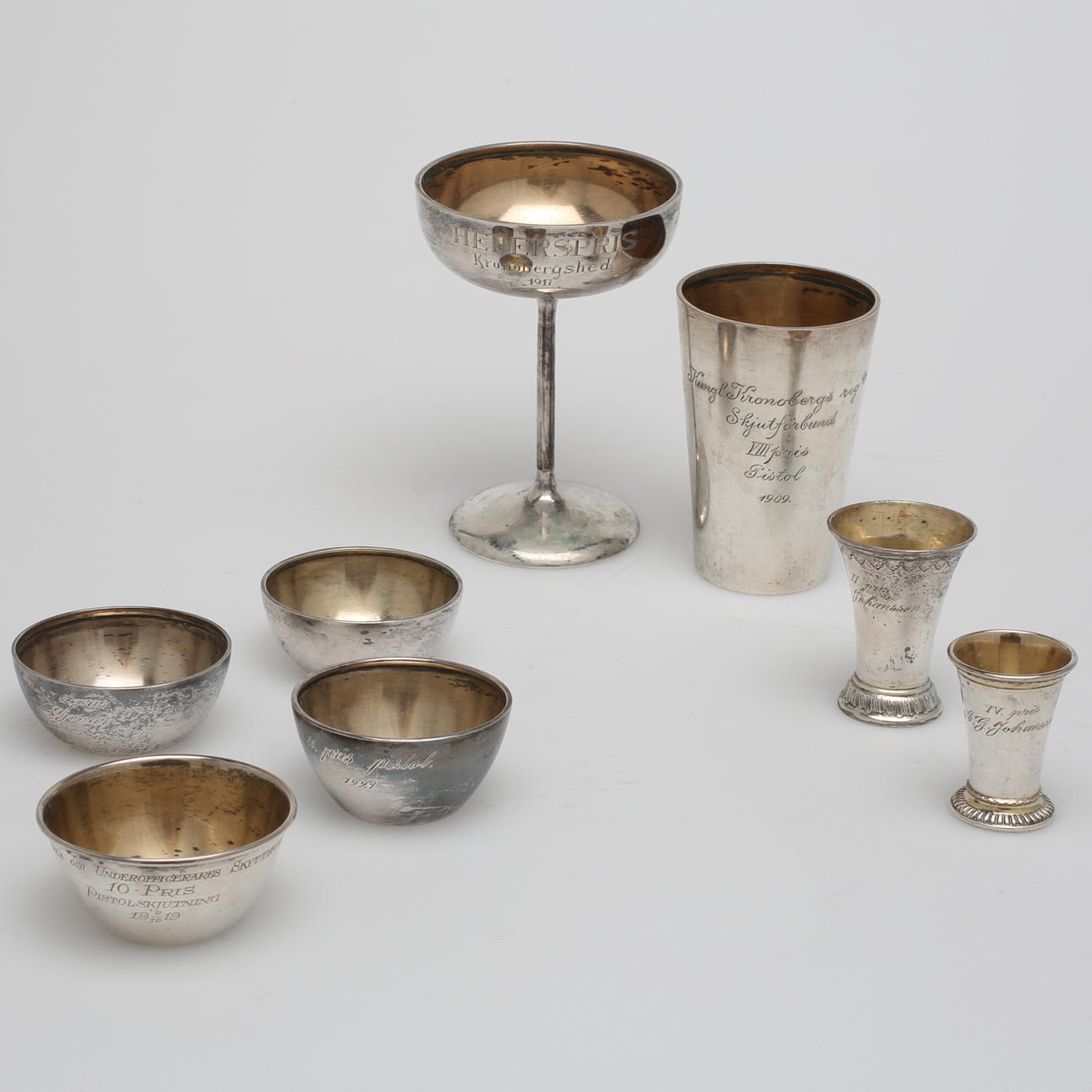 PRISER, 8 st, silver, vikt 275 gram.