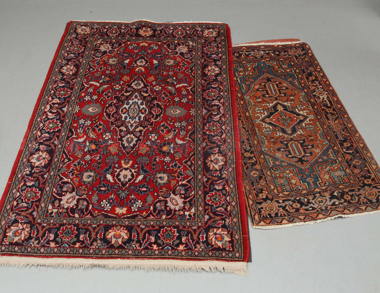 MATTOR, 2 st, orientaliska, ca 146 x 84 cm resp. 200 x 132 cm.