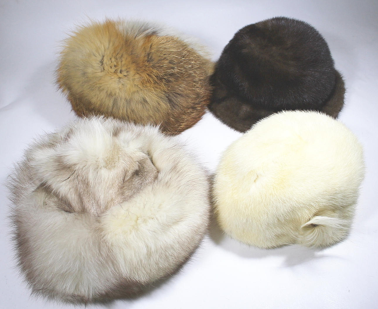 FUR HATS, 4 mixed furs, Model Kurt Asplindh, Gothenburg.