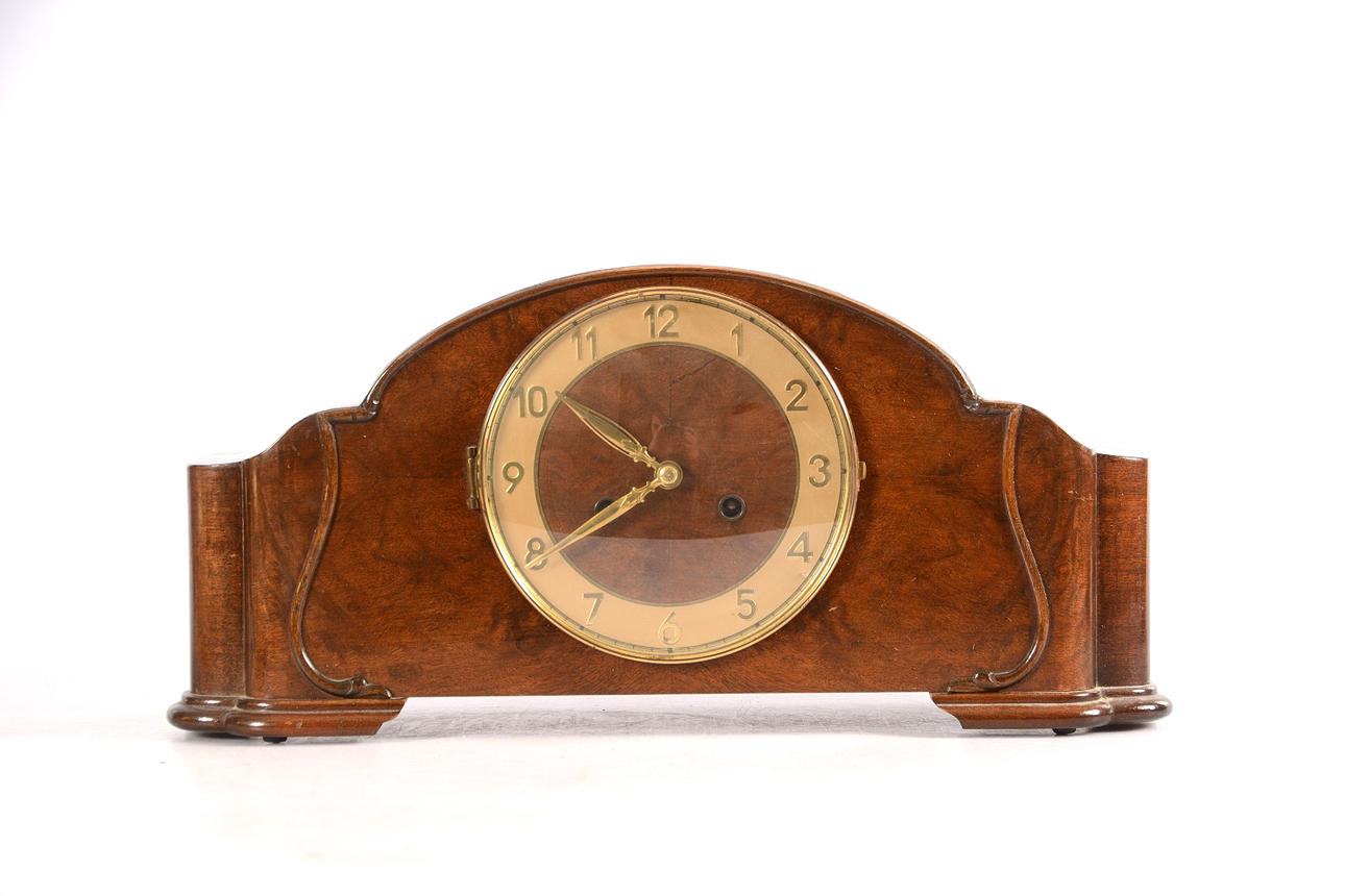 Table clock in wood, mid-20th century.
