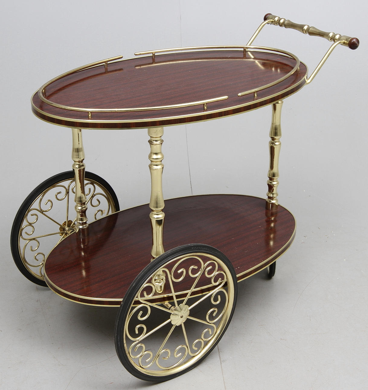 SERVERINGSVAGN, mässing/trä, 1900 tal.