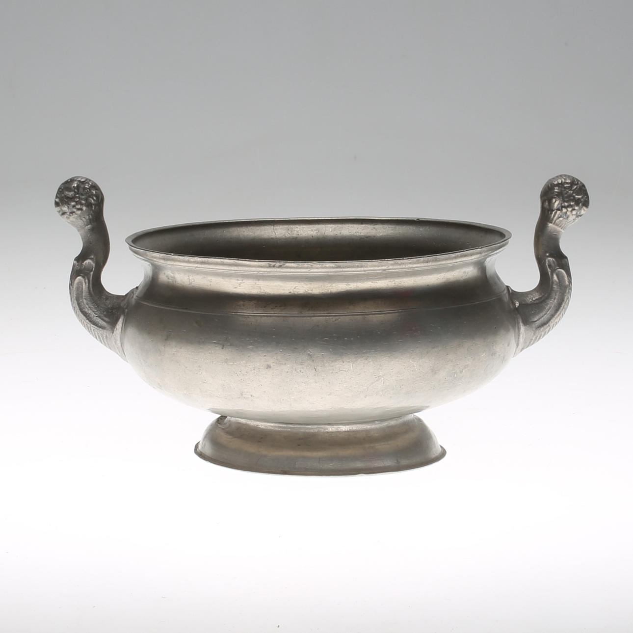 KALLSKÅLSSKÅL, tenn, rokoko, 1700-tal.