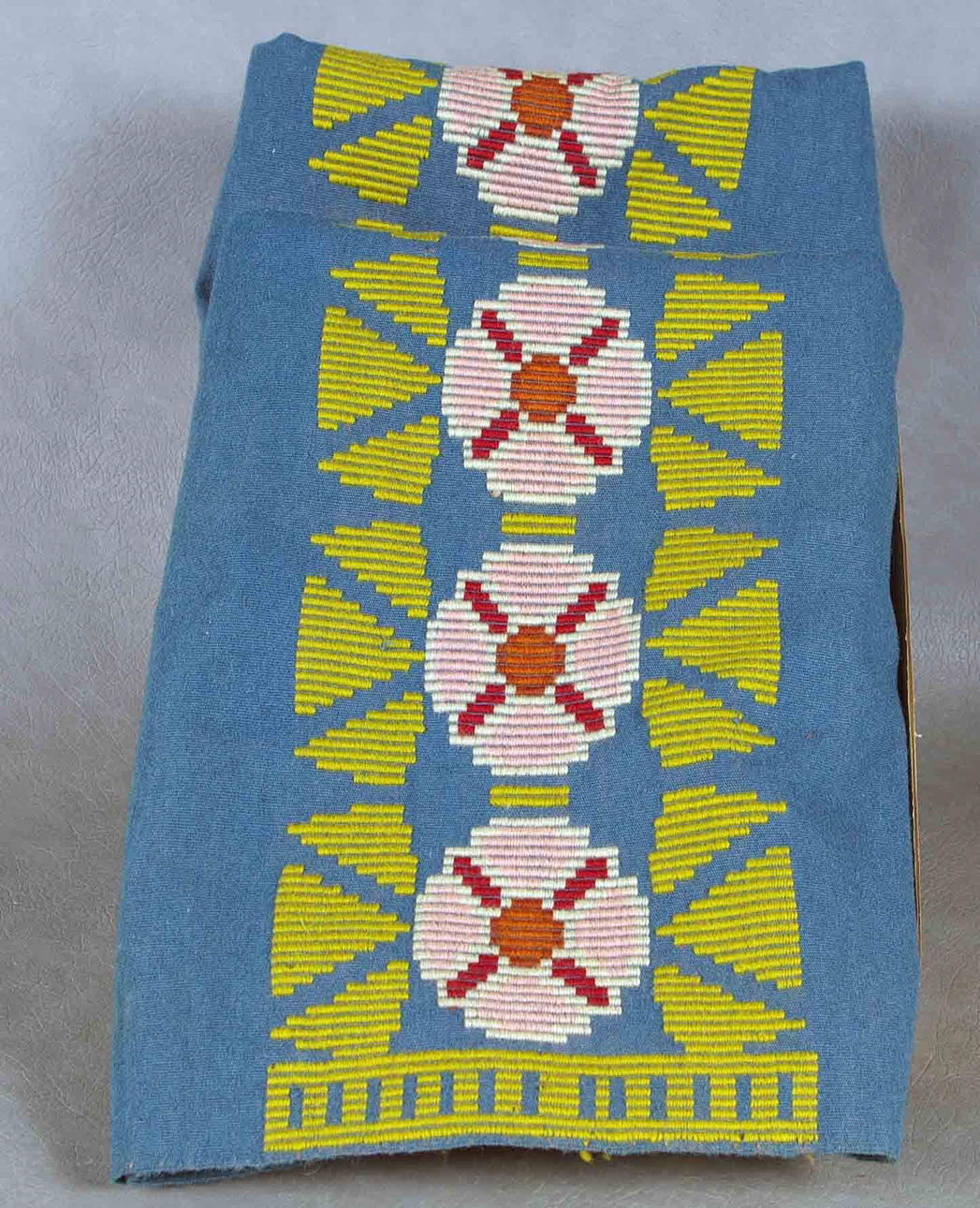 DRAPPERIER, 1 par, jugend.