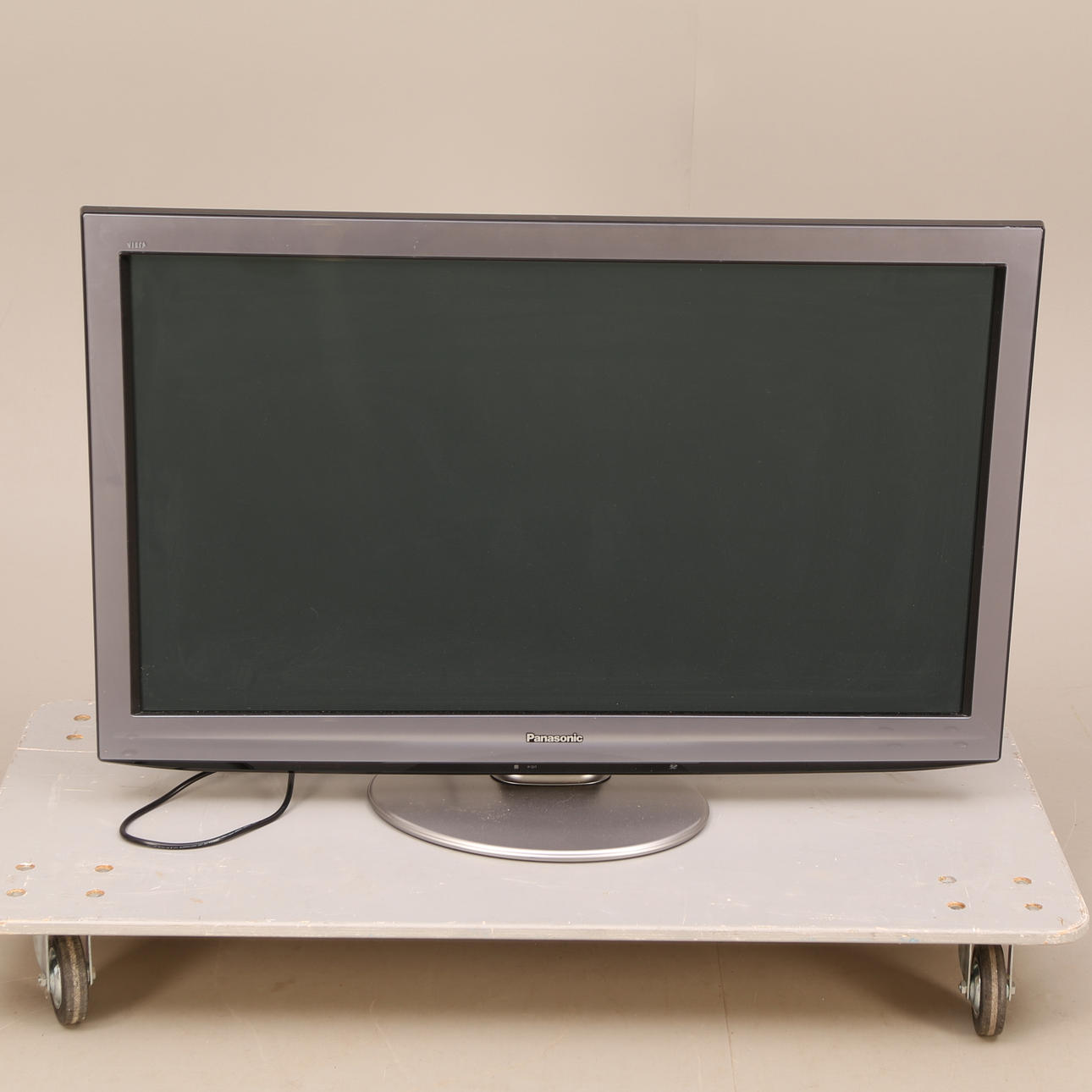 FLAT TV, 42 pulgadas, Panasonic, años 2000.