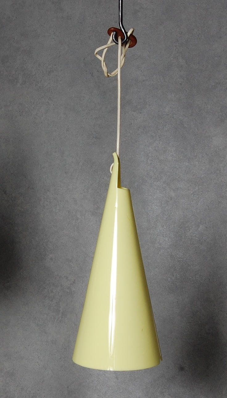 TAKLAMPA " STRUTEN " Ateljé Lyktan, 1950-tal, ( Nr. 1 ).