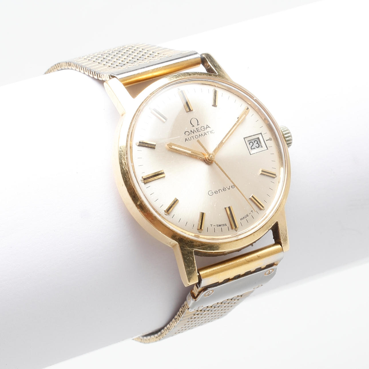 WATCH Omega Automatic Geneva, 9K gold, 1970s.