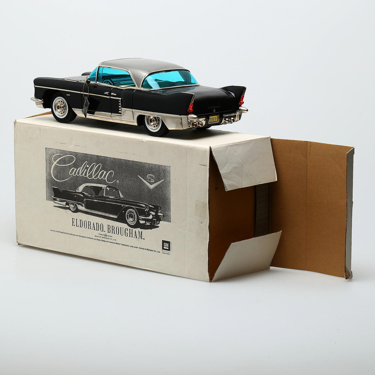 REPLICA of MARUSAN, made in China, Cadillac Eldorado, in cardboard