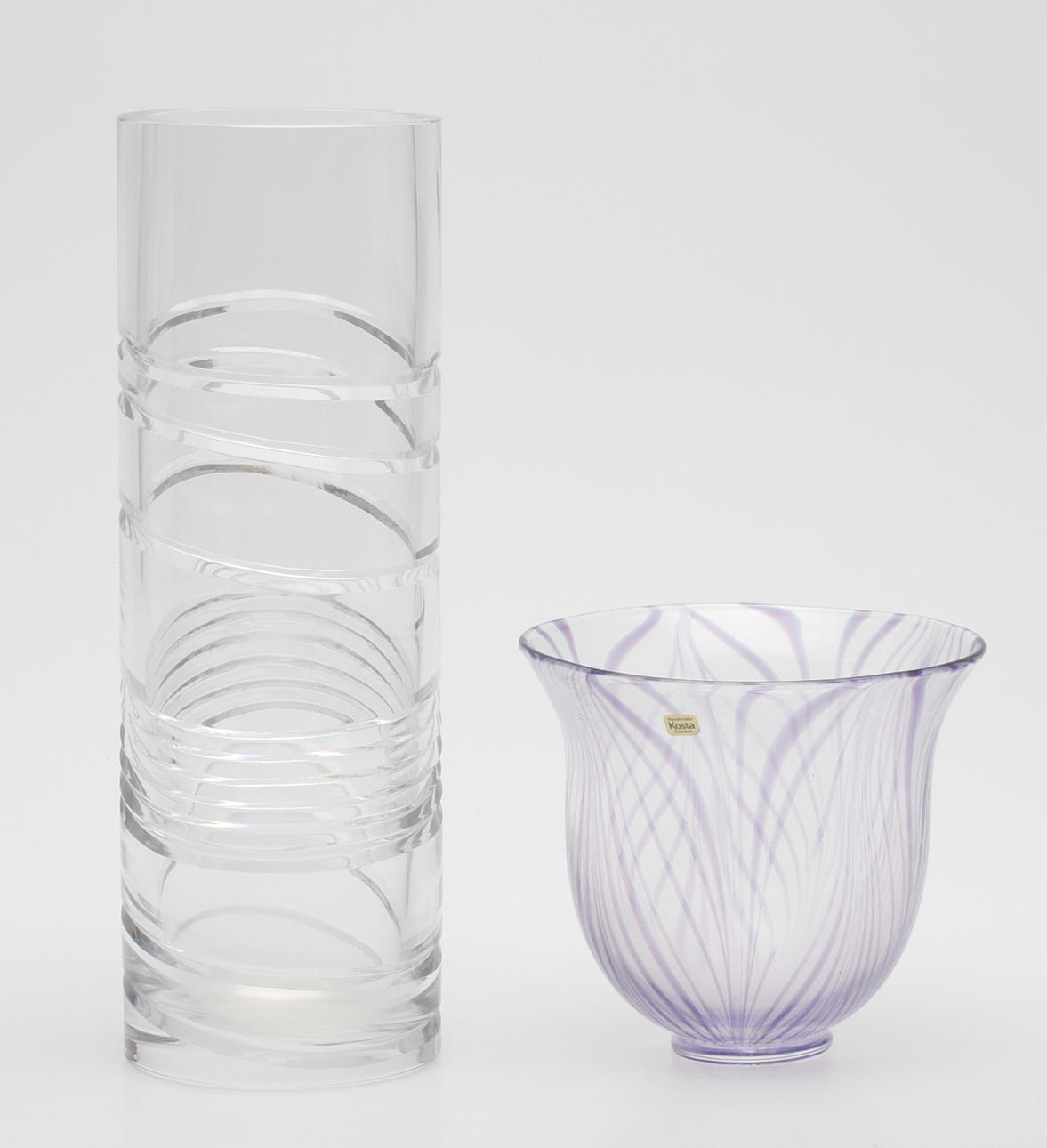 VASER, 2 st, glas, Orrefors samt Sigurd Persson för Kosta, sign.