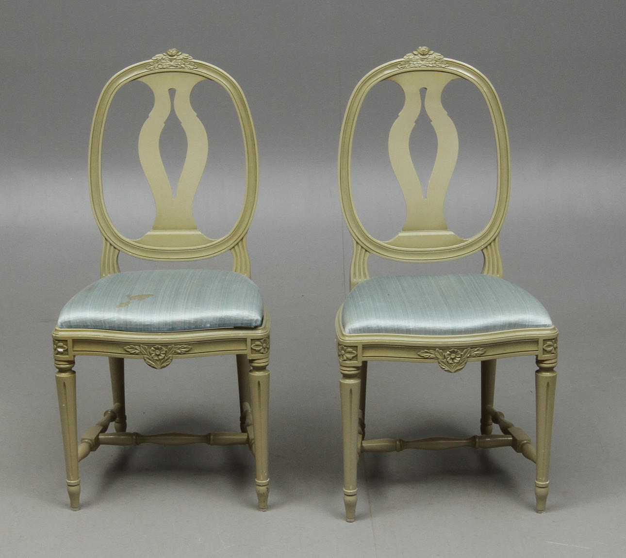 STOLAR, 1 par, gustaviansk stil, Åmells möbler, 1900-tal.