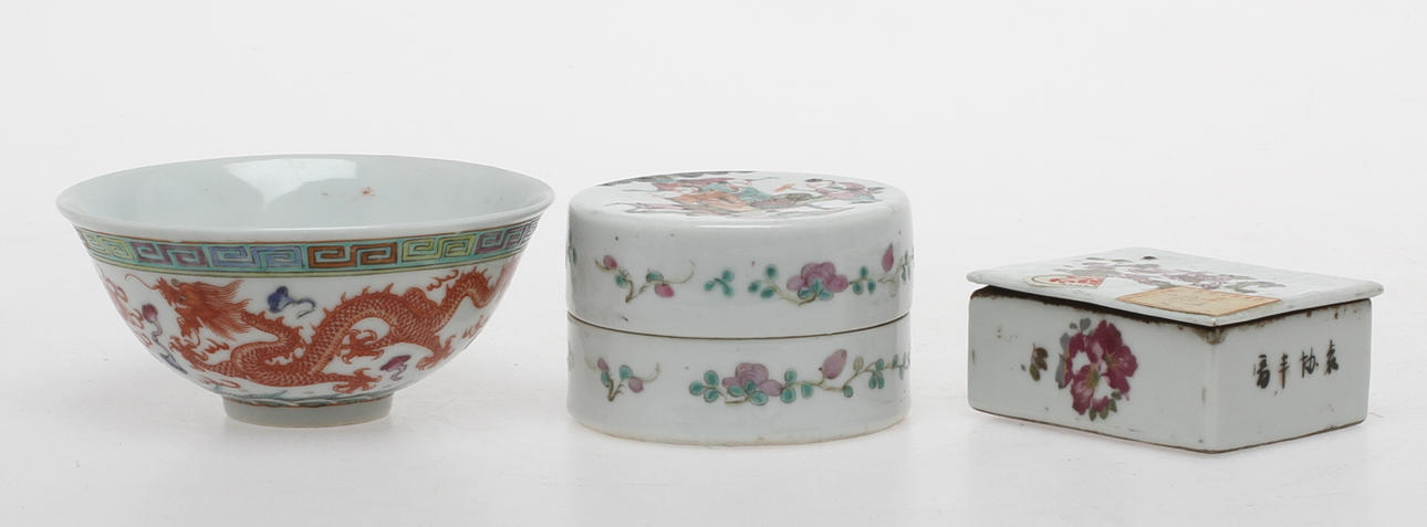 SKÅL, DOSOR 2 st, porslin, Kina.