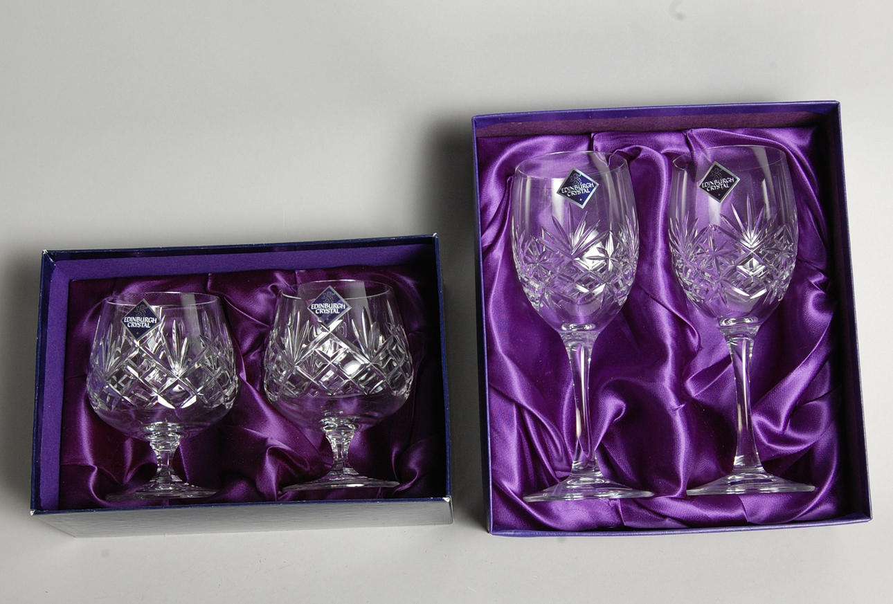 GLAS, 4 delar, kristall.