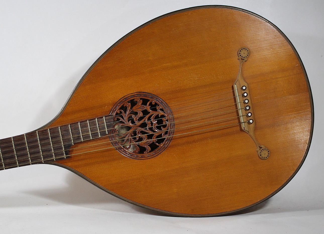【レア】Real Musical,s.a製Laúd Español Model6 GUITARRA LAÚD, 6 cuerdas. Objetos de colección - Instrumentos