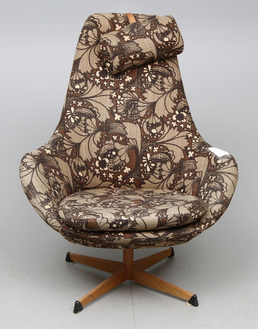 FÅTÖLJ, snurrfunktion, 1960/70 tal.