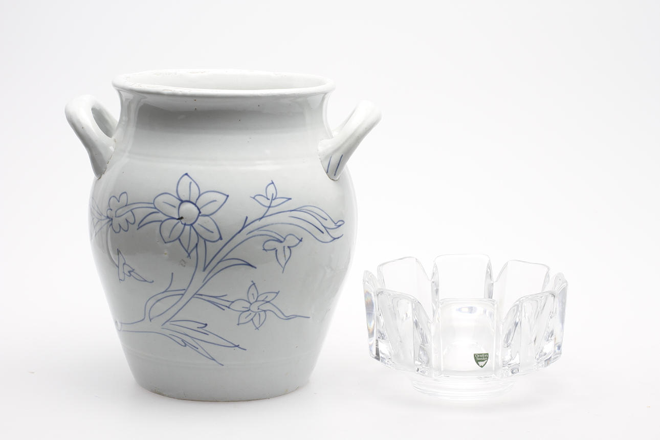 SKÅL, glas, Orrefors samt KRUKA, Rörstrand.