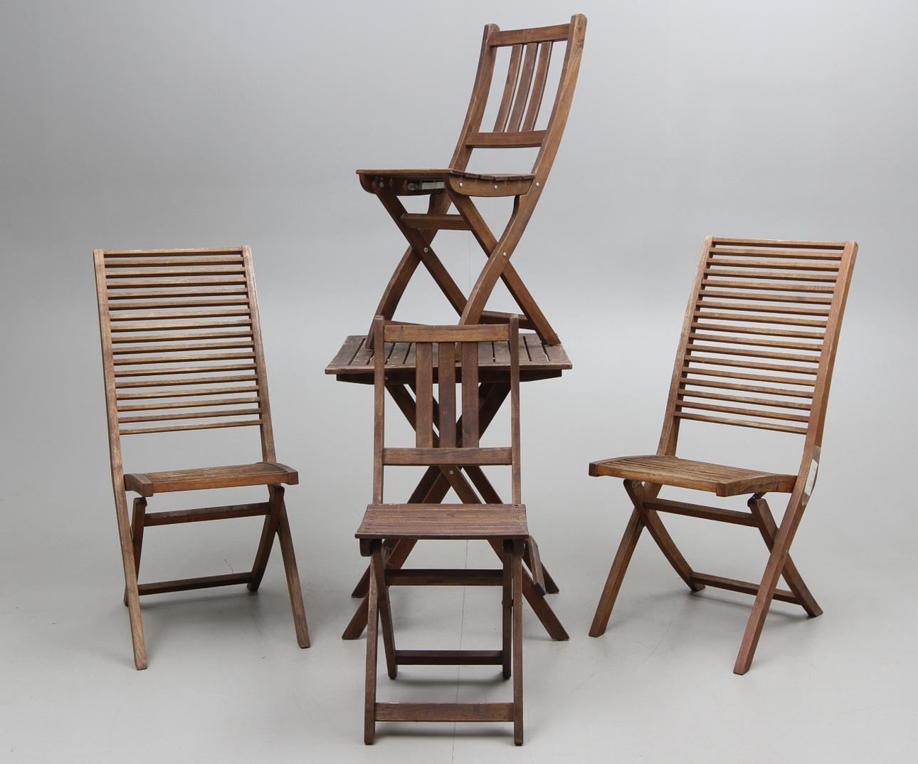 TRÄDGÅRDSMÖBLER, 5 del.