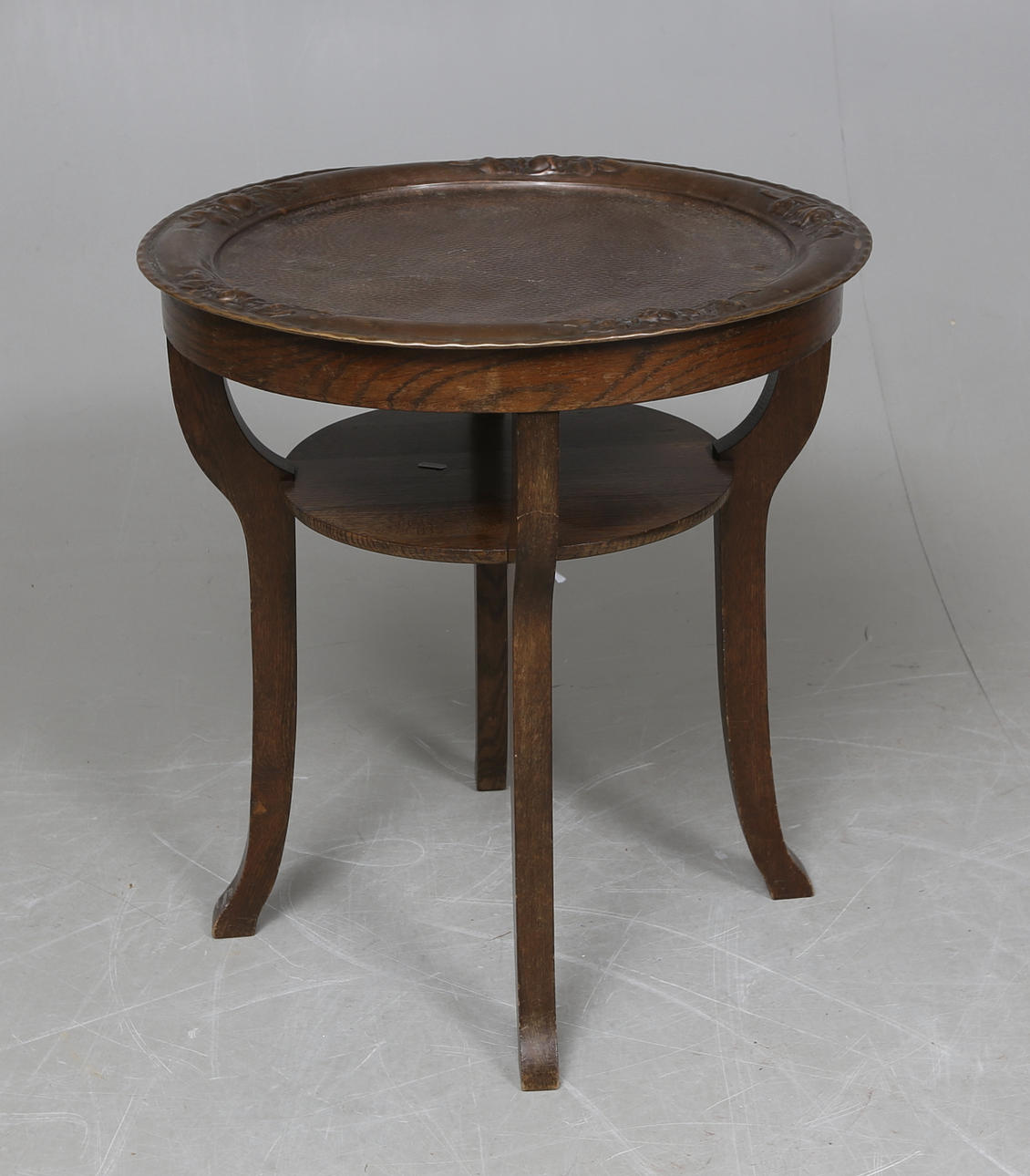 MESA PARA FUMAR, primera mitad del siglo XX.