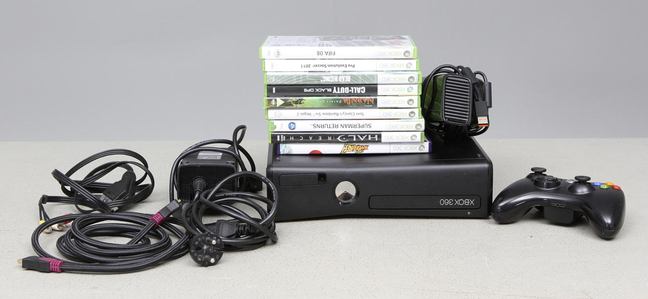 SPELKONSOL, X-BOX 360 slim + Kinect.