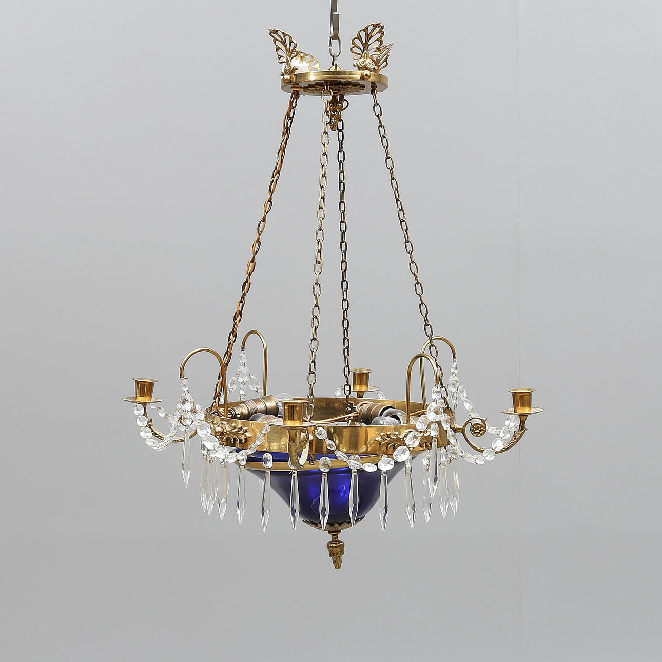 LJUSKRONA, plafondmodell med blå glaskupa, 1900-tal.