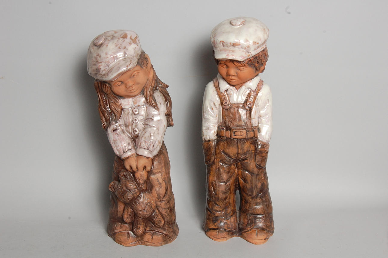 FIGURINER, 1 par, keramik, Kerstin Grönvall.