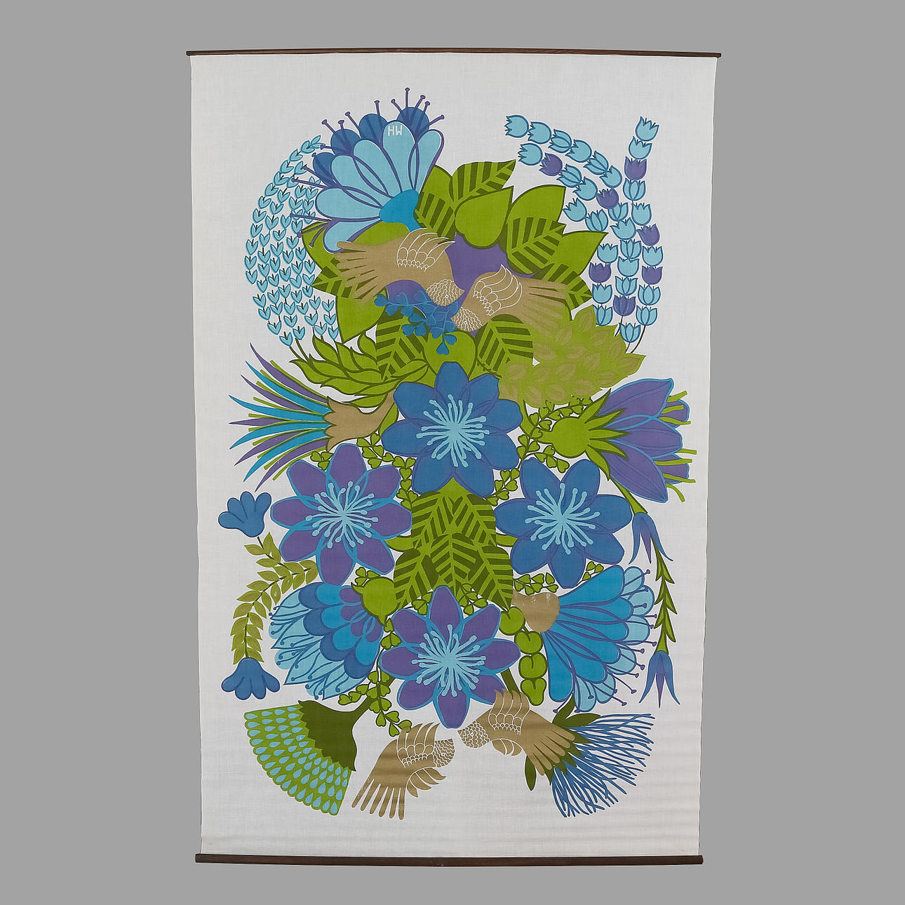 GORRA, estampado textil, firmada MH en el estampado.