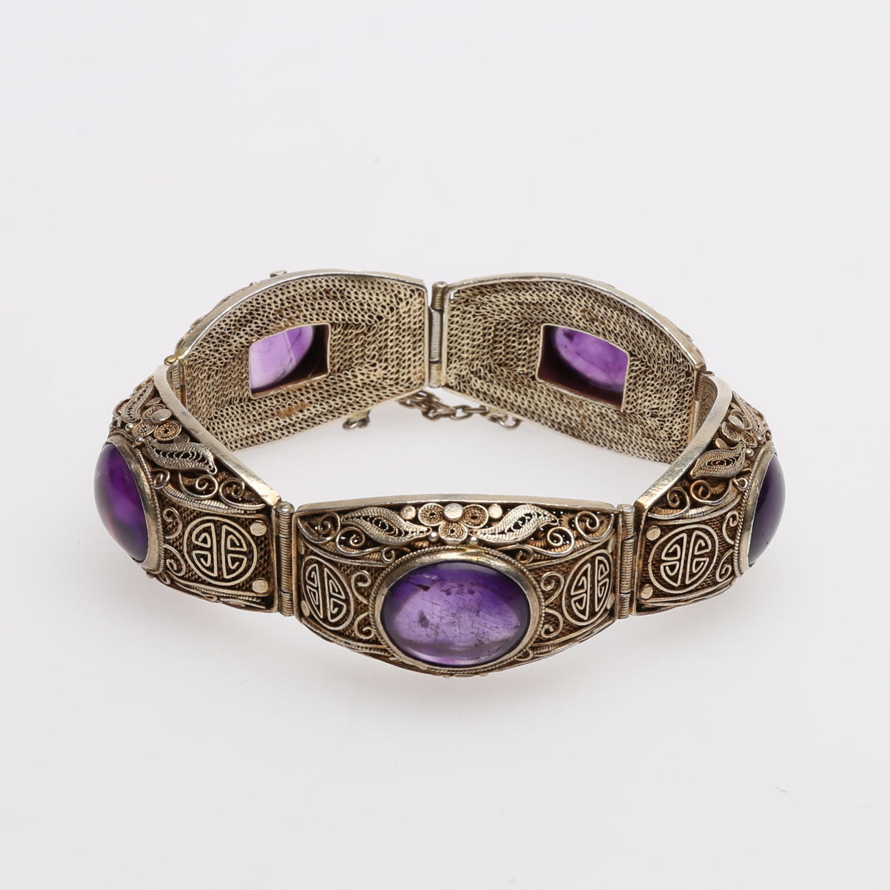 ARMBAND, Silber mit Filigranarbeit und fünf Cabochons geschliffen.