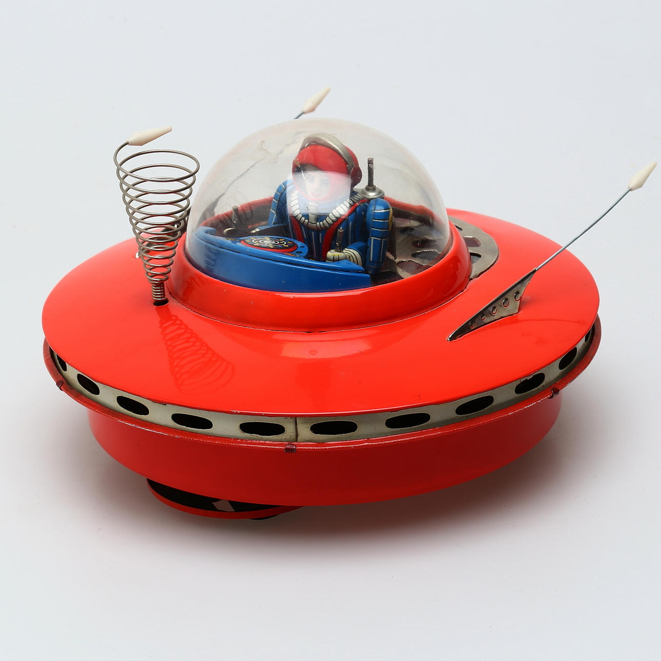 KO Japón, platillo volador.