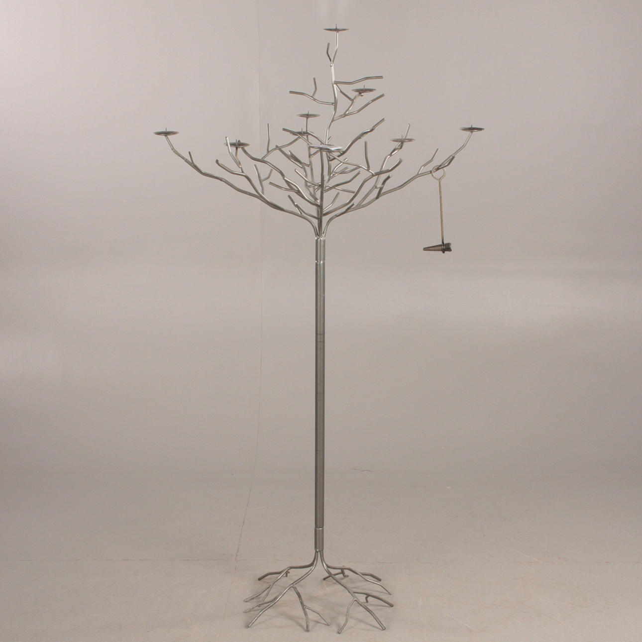 GOLVLJUSSTAKE, smide, trädformat.