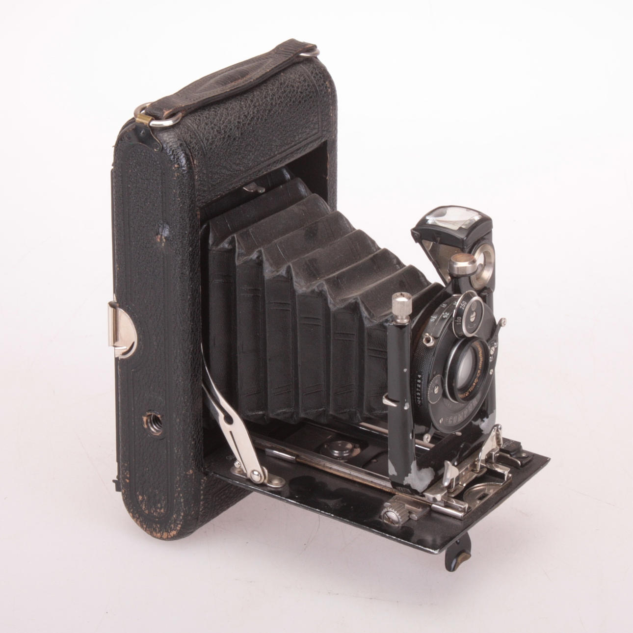 BELLOWS CAMERA with COMPUR LENS, first half of the 20th century.