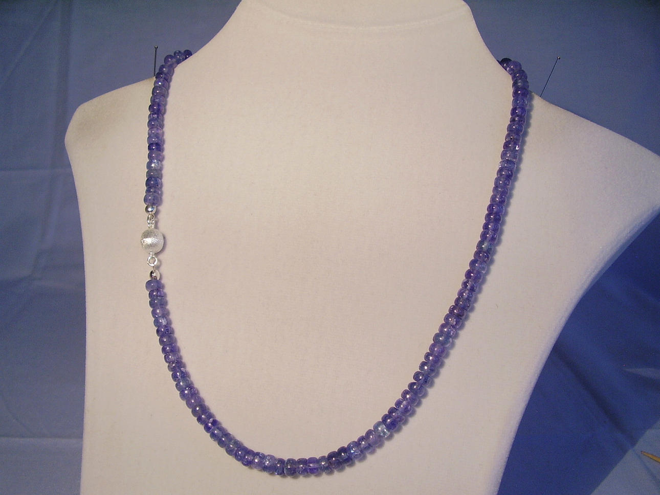 TANSANIT COLLIER 150 ct.