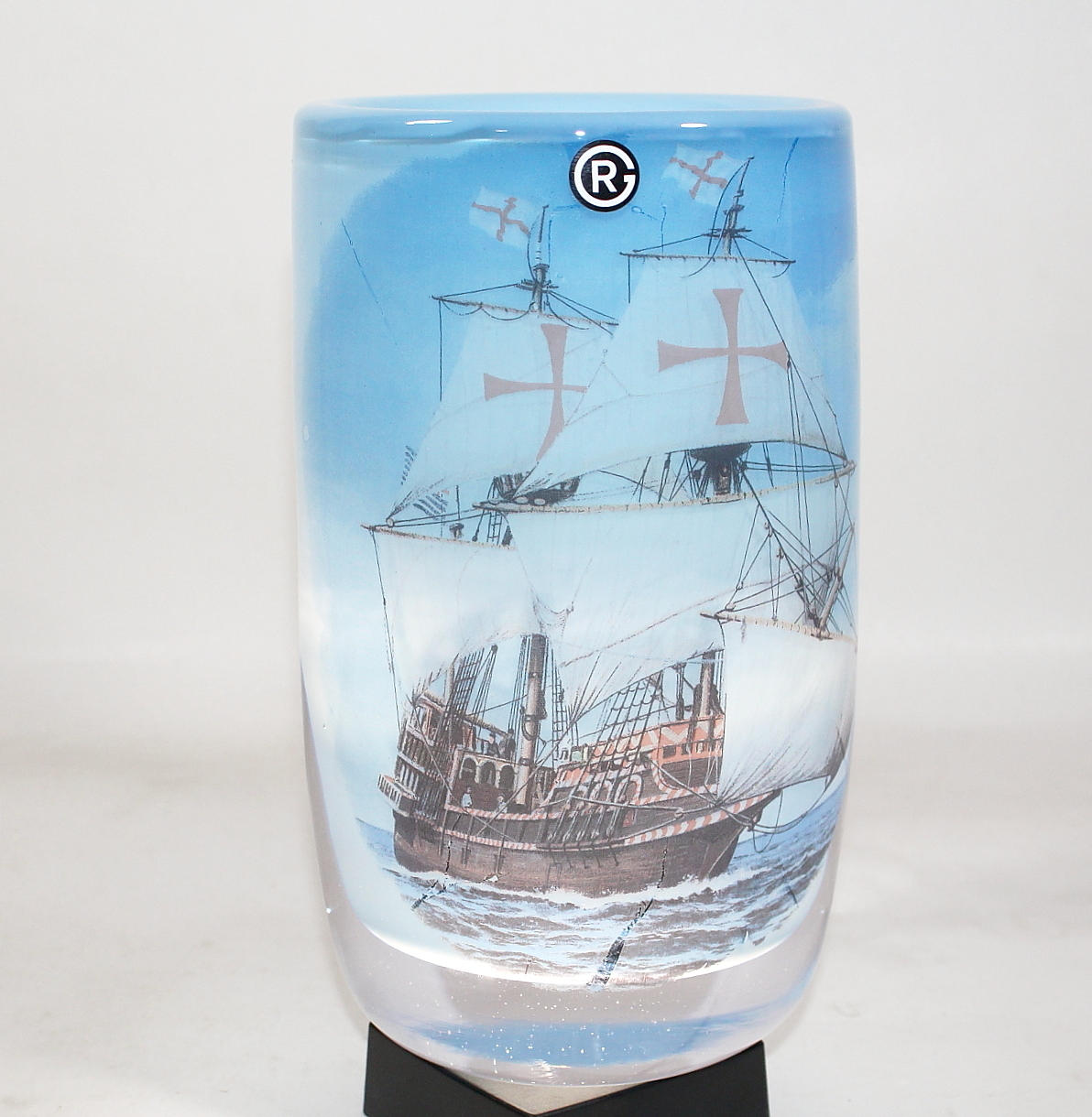ROBERT OLDERGAARDEN. Vase, Schiff, Glas, einzigartiger Gral.