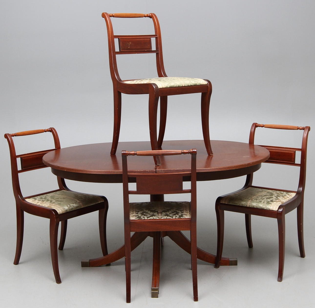 MATGRUPP, 5 del, Engelsk stil, 1900 tal.