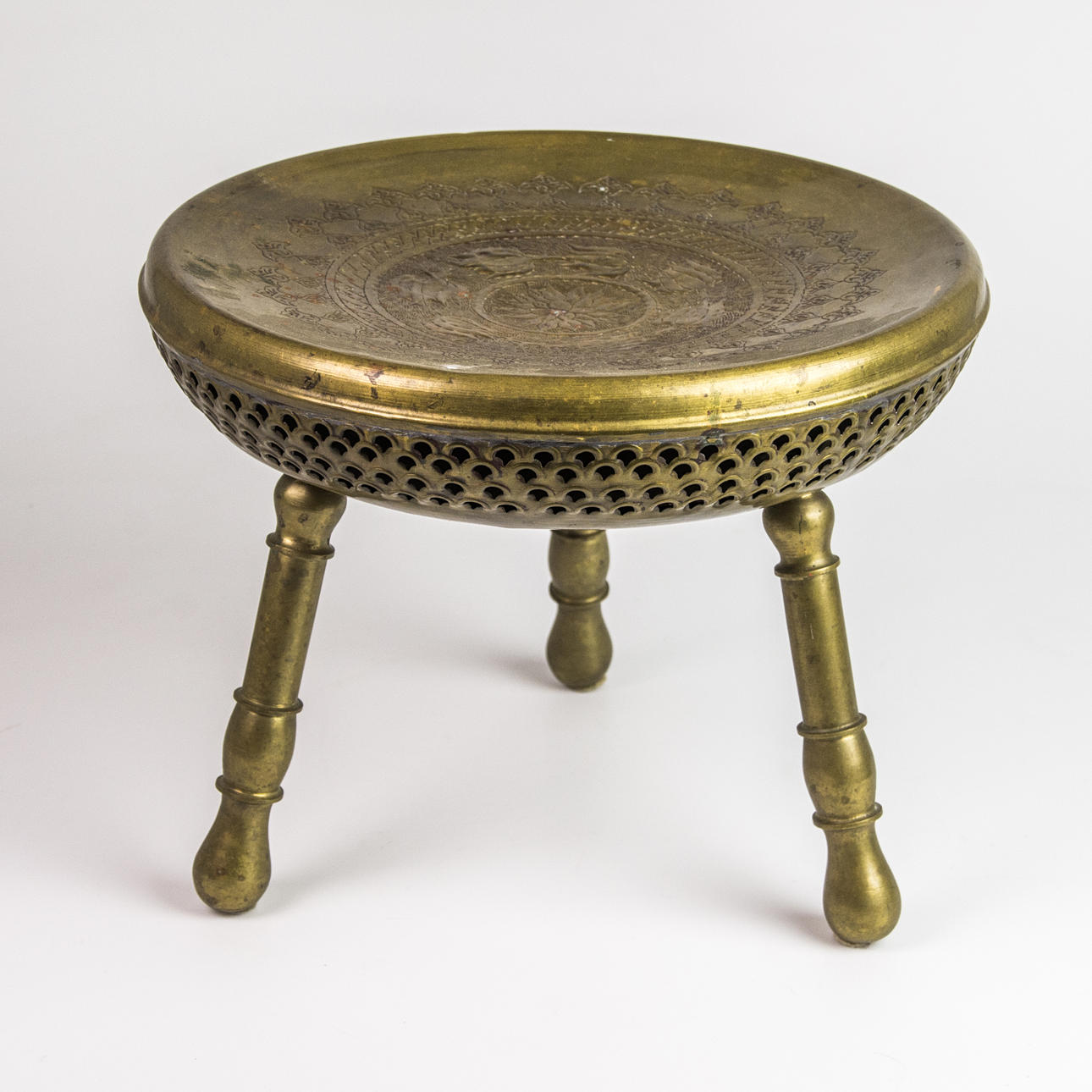 PALL, mässing, orientalisk.