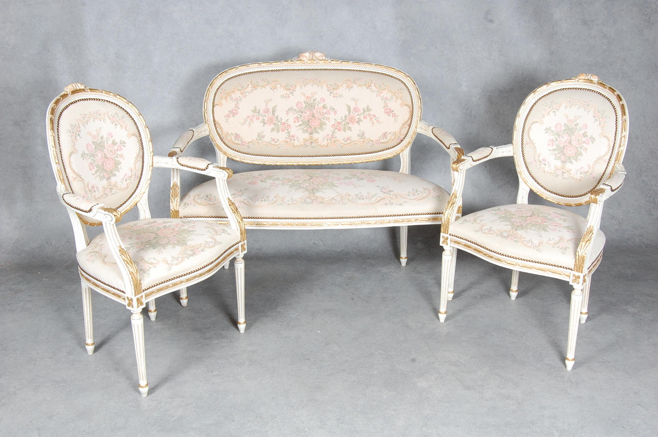 SALONGSMÖBLEMANG, 3 delar, gustavianskstil, 1900-tal.