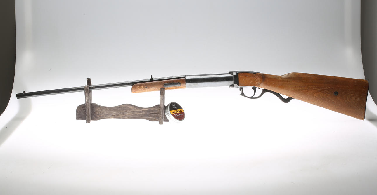 LUFTGEWEHR, Original Stiga, sogenanntes tivoligefre.