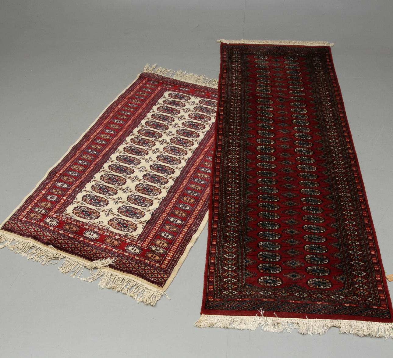 MATTOR 2 st, orientaliska, ca 230 x 78 resp. 155 x 91 cm.