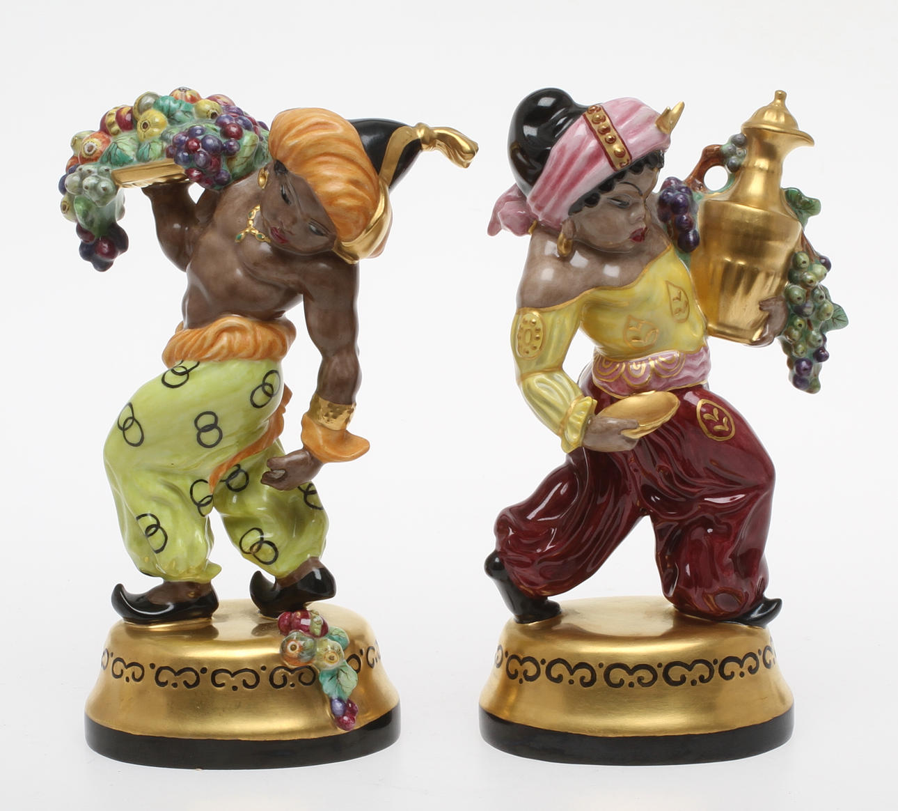 FIGURINER, 1 par, porslin, varav 1 st märkt Hutschenreuther.