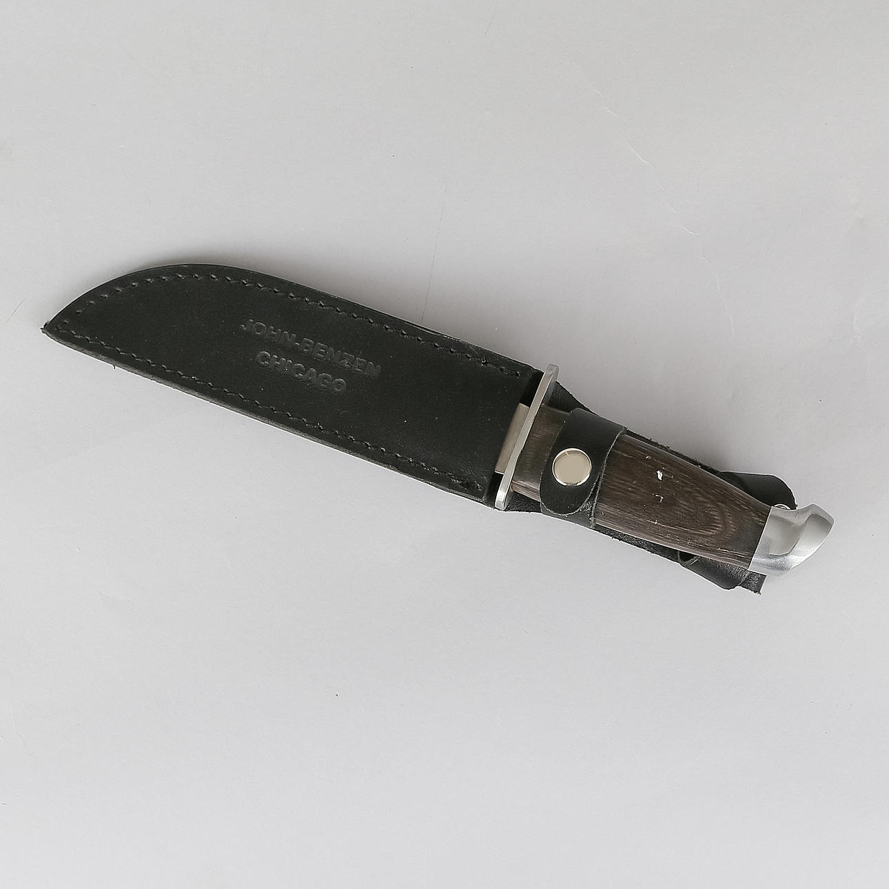 CUCHILLO, John Benzen, Chicago, Estados Unidos.